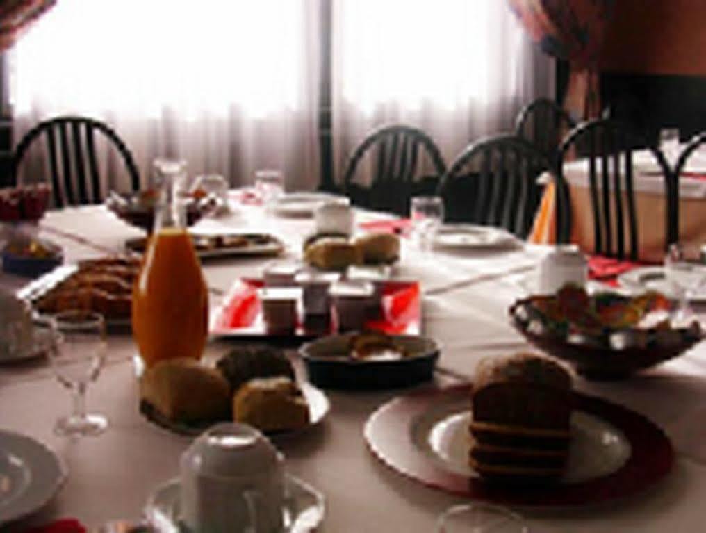 Arcantis Hotel Metropole Chatel-Guyon Restoran gambar