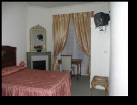 Arcantis Hotel Metropole Chatel-Guyon Bilik gambar
